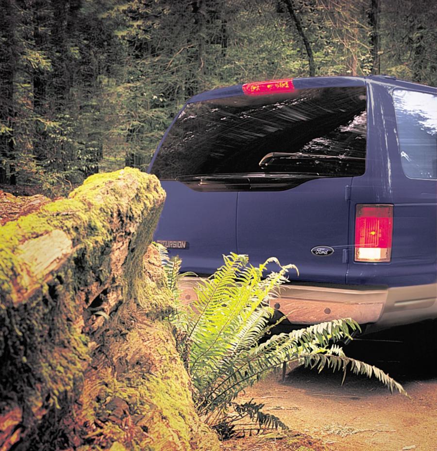  Ford Excursion 2000 года  (фото 3 из 111)